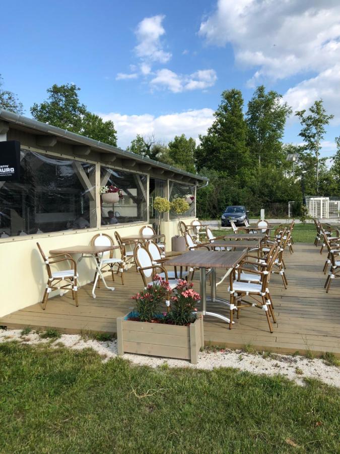 Bed and Breakfast Napsugar Club Es Panzio Фоньод Экстерьер фото